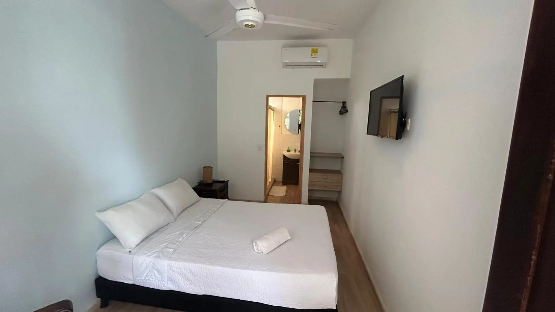 Casa Crespo Bed and Breakfast Cartagena 2*,  Colombia